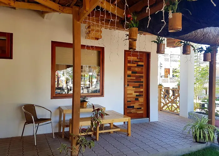 Lokal Home Hostel